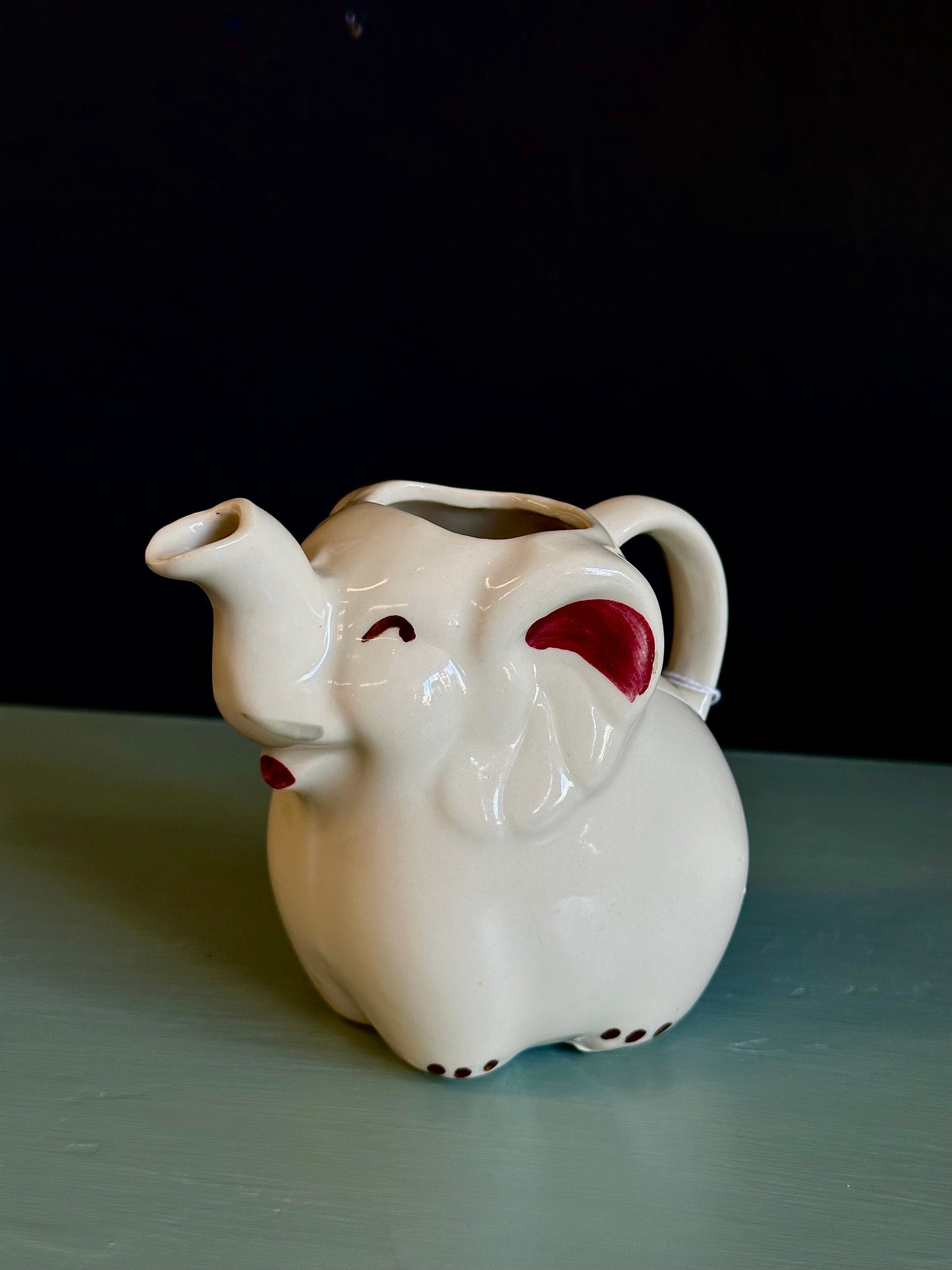 Elephant Creamer